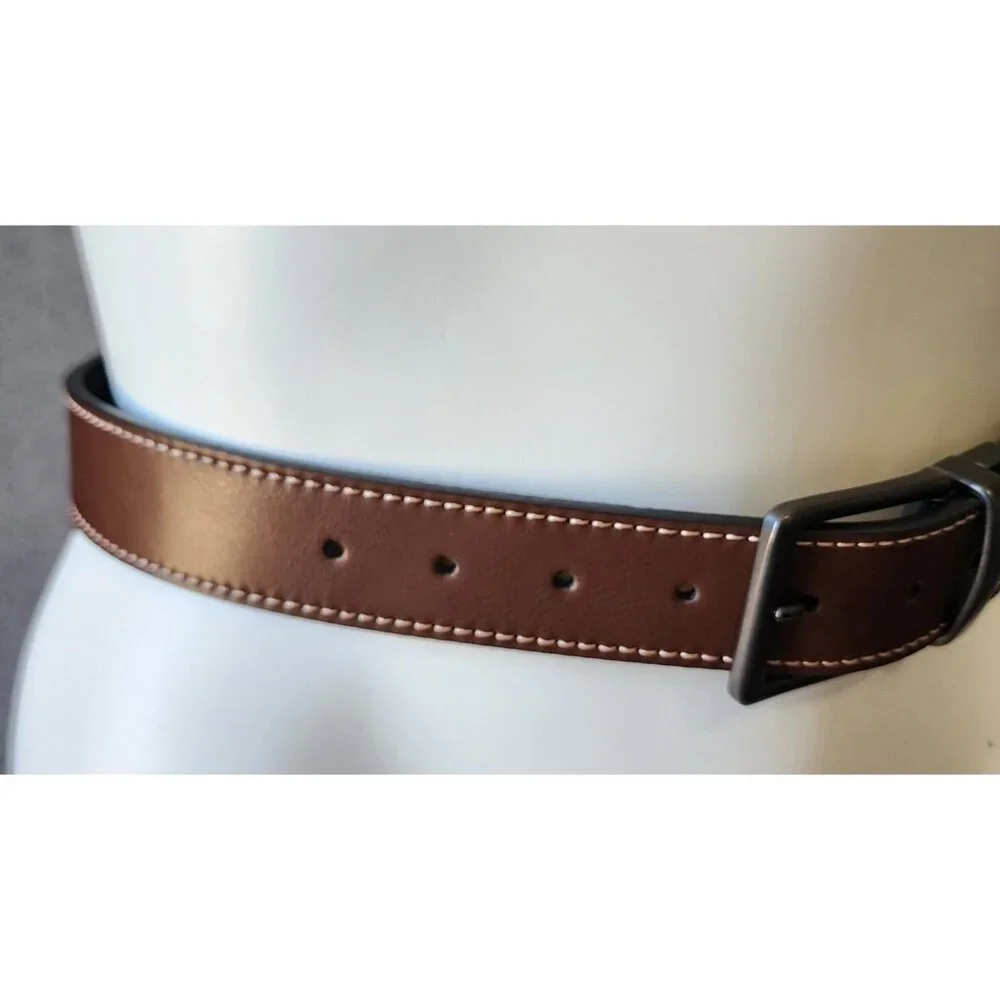 Levi's‎ Reversible Brown & Black Synthetic Leather Belt Size Small 30 - 32